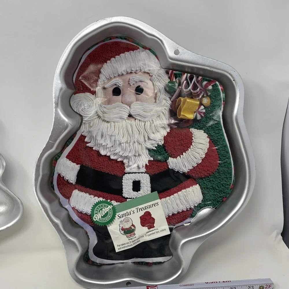 Lot Of 2 Wilton Cake Pans Christmas Tree And Santa Clause